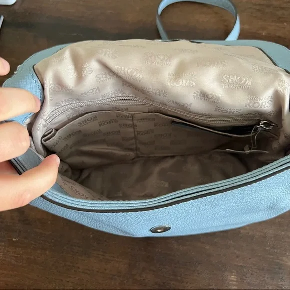 Michael Kors Purse - Picture 4 of 11